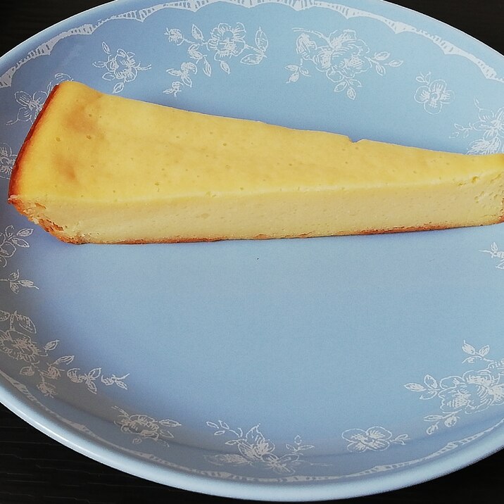 レモン風味の簡単チーズケーキ